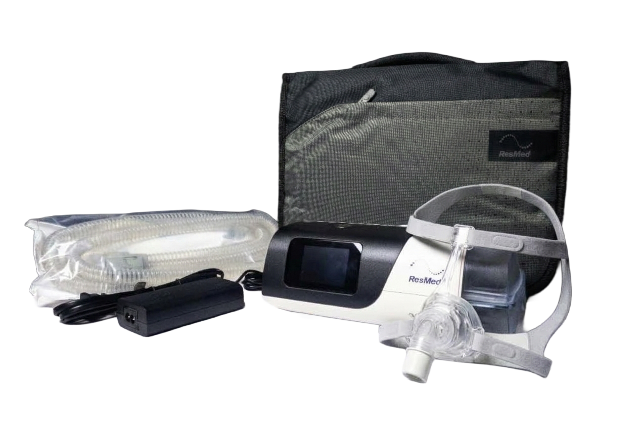 AirSense 11 + mascarilla nasal N20 + circuito calefaccionado + circuito estandar + base humidificadora + bolso de transporte + telemedicina + APP para celular